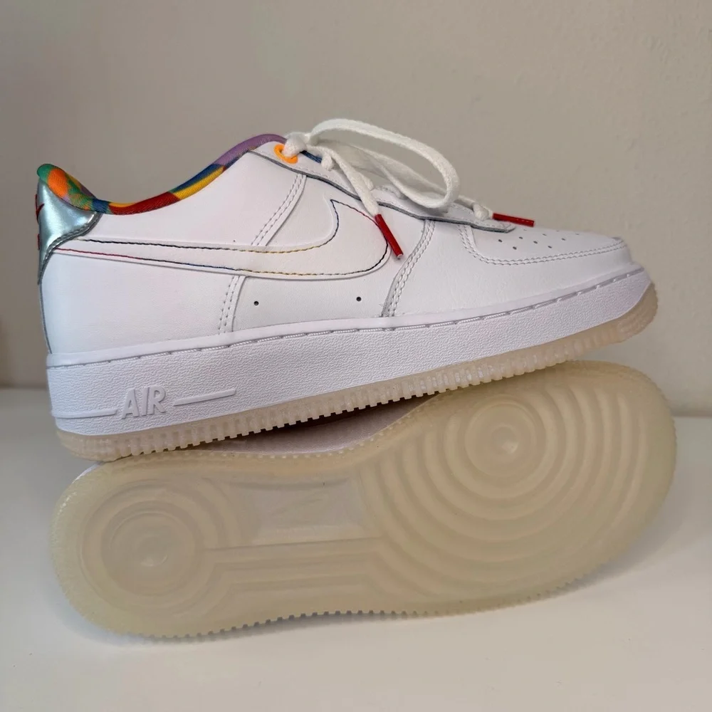 Nike Kids Sneakers White with Multicolor Accents